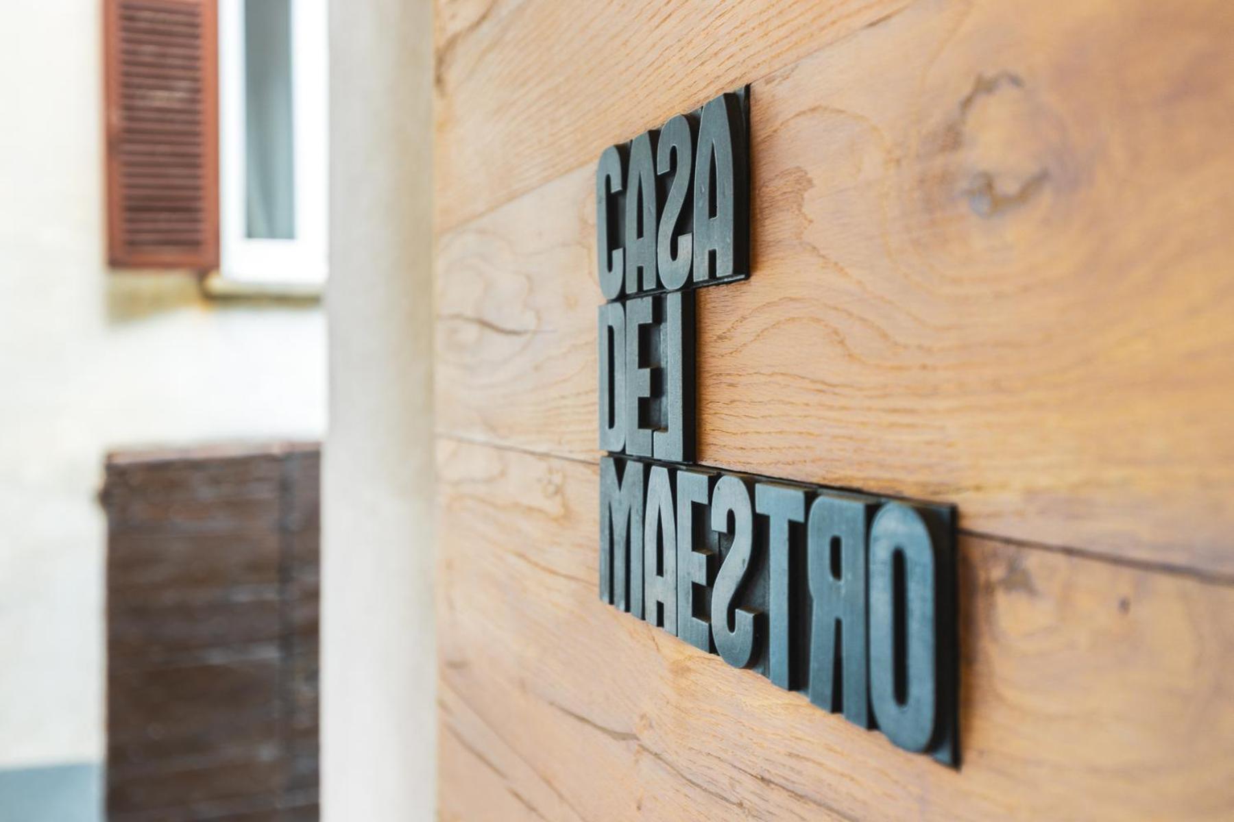 Casa Del Maestro-Appartamenti D'Arte Dogliani Exterior photo